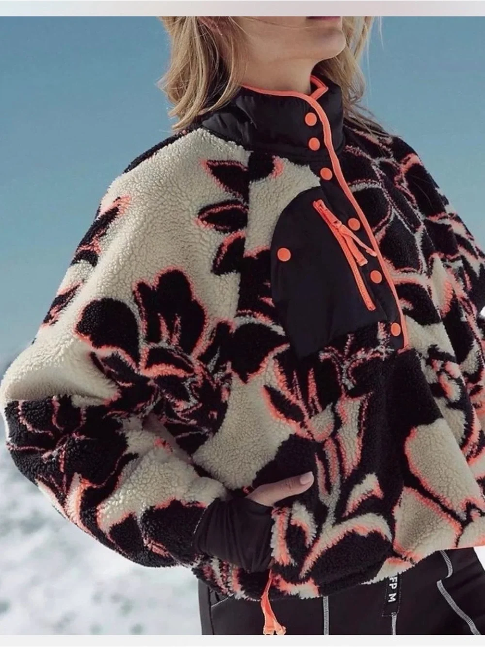Free People Rocky Ridge Hit The Slopes Fleece Pullover in Magnolia Floral (L)